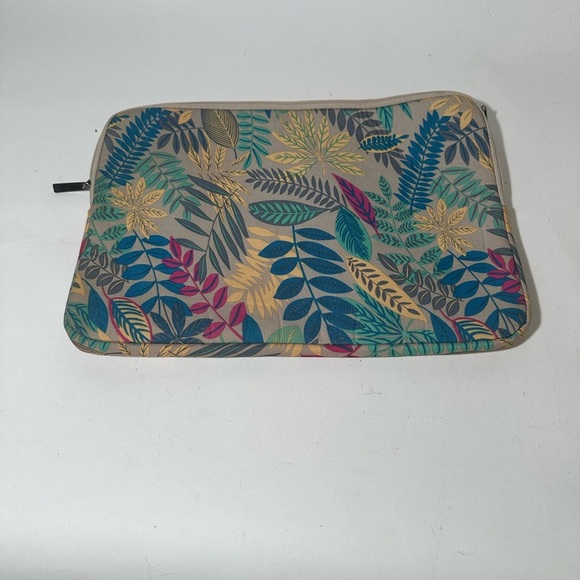 Tropical Blue and Green Laptop Bag with Sturdy Design - Picture 3 of 4